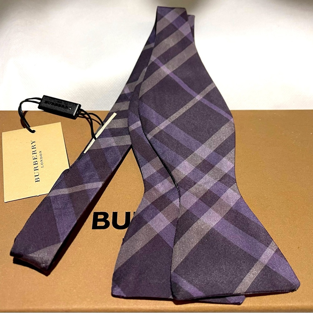 🎁TB HOLIDAY 26’🎁🆕💯ICONIC BURBERRY NOVA CHECK SELF TIE MENS BOW TIE🎁🔥